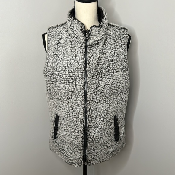 Thread & Supply Reversible Vest Sz M - Picture 4 of 7